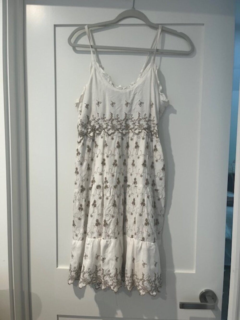 Jessica Simpson Eyelet Lace Embroidered Dress Size L - Picture 2 of 5